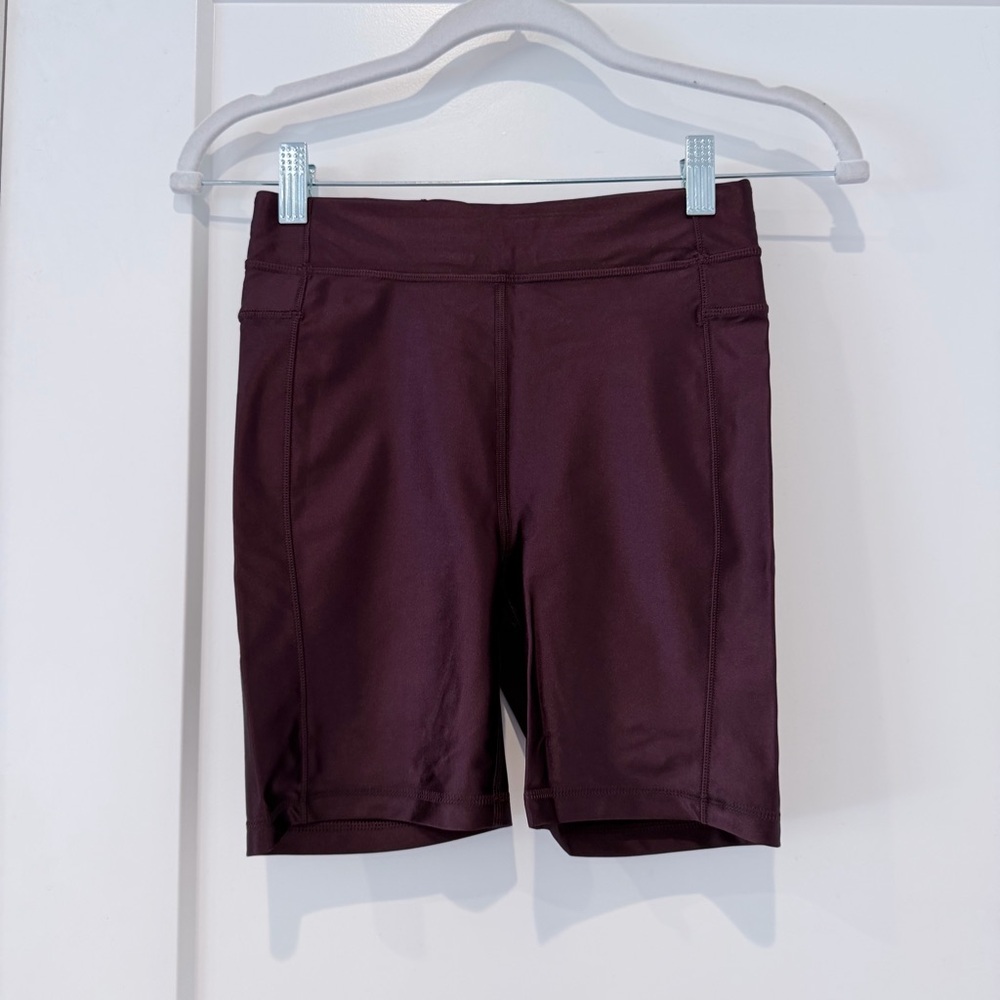 NWOT Lululemon Athletica Burgundy Shine Biker Shorts, 2